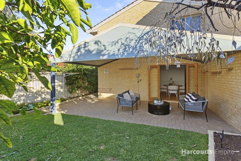 Photo - 4/88-90 Drabble Road, Scarborough WA 6019 - Image 12