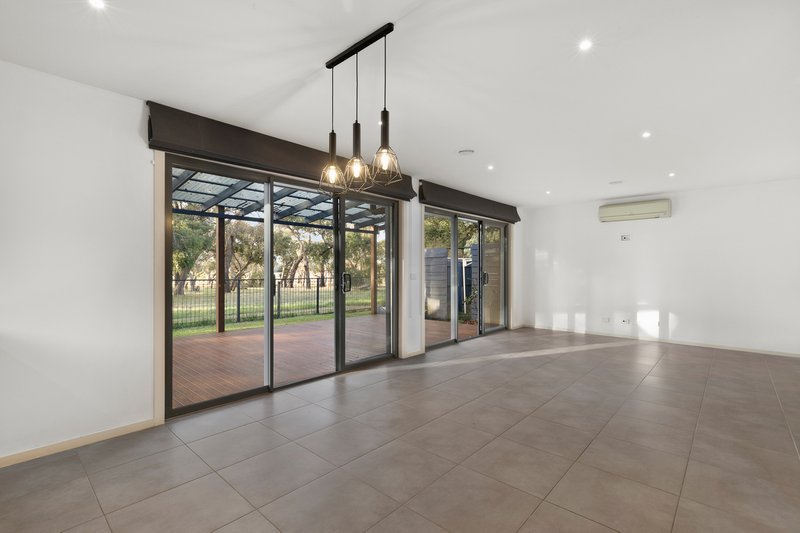 Photo - 4/88 Creswell Street, Crib Point VIC 3919 - Image 5