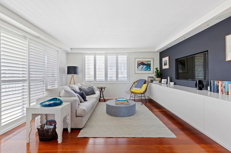 Photo - 4/88 Raglan Street, Manly NSW 2095 - Image 2