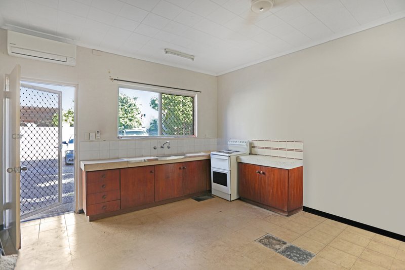 Photo - 4/89 Aralia Street, Rapid Creek NT 0810 - Image 2