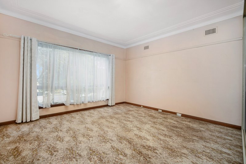 Photo - 489 Marion Street, Georges Hall NSW 2198 - Image 6