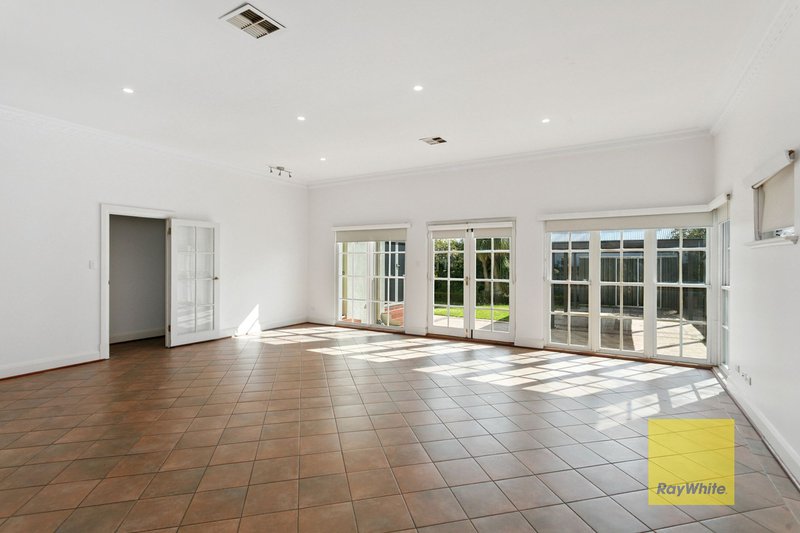 Photo - 489 Stirling Highway, Cottesloe WA 6011 - Image 1