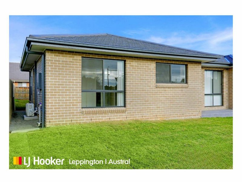 Photo - 48A Colenso Circuit, Edmondson Park NSW 2174 - Image 1