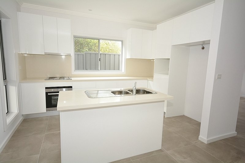 Photo - 48A Greystanes Road, Greystanes NSW 2145 - Image 5