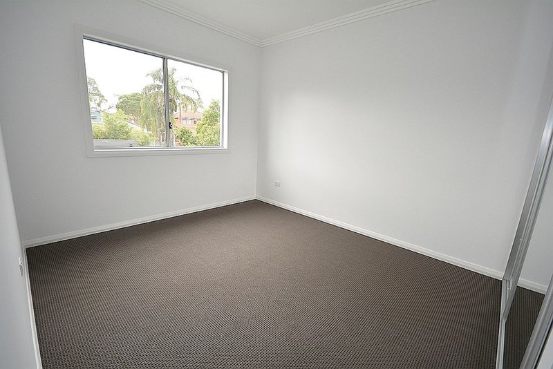 Photo - 48A Greystanes Road, Greystanes NSW 2145 - Image 9