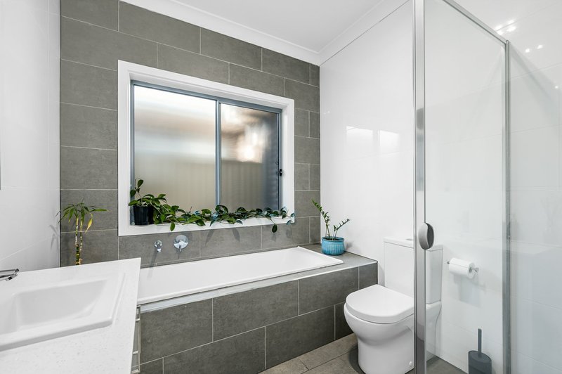 Photo - 48A Seaview Road, Victor Harbor SA 5211 - Image 19