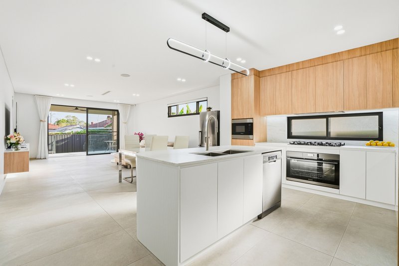 Photo - 48B Margaret Street, Fairfield West NSW 2165 - Image 5