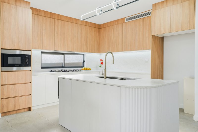 Photo - 48B Margaret Street, Fairfield West NSW 2165 - Image 6