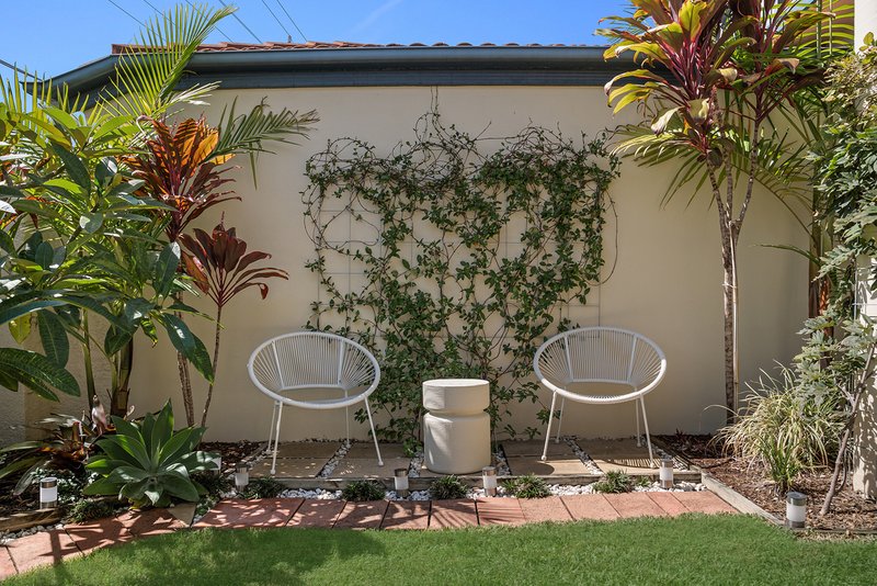 Photo - 4/9-15 Donkin Street, Scarborough QLD 4020 - Image 5