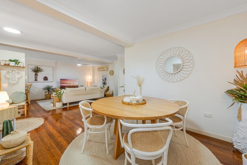 Photo - 4/9-15 Donkin Street, Scarborough QLD 4020 - Image 10