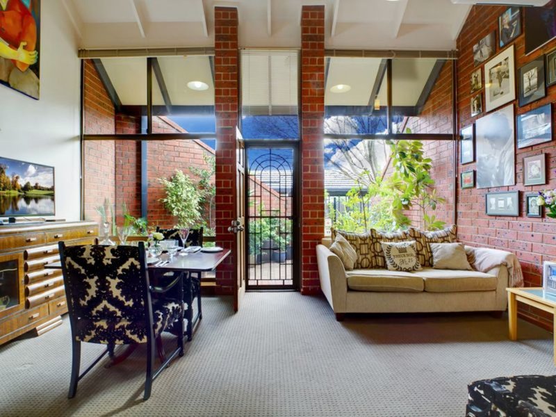 Photo - 4/9-17 Boulton Mews (Off Boulton St) , North Adelaide SA 5006 - Image 2