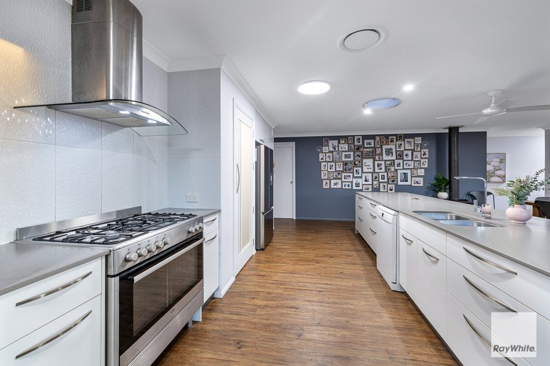 Photo - 49-51 Cane Street, Redland Bay QLD 4165 - Image 3
