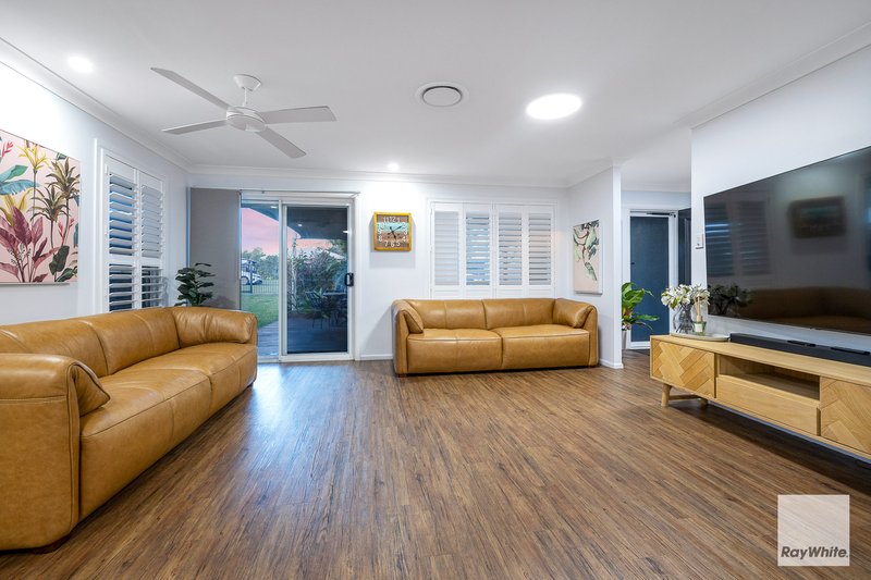 Photo - 49-51 Cane Street, Redland Bay QLD 4165 - Image 15