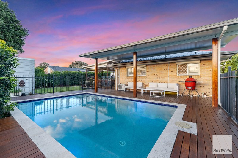 Photo - 49-51 Cane Street, Redland Bay QLD 4165 - Image 32