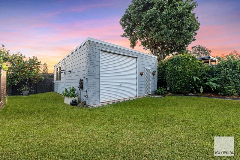 Photo - 49-51 Cane Street, Redland Bay QLD 4165 - Image 33