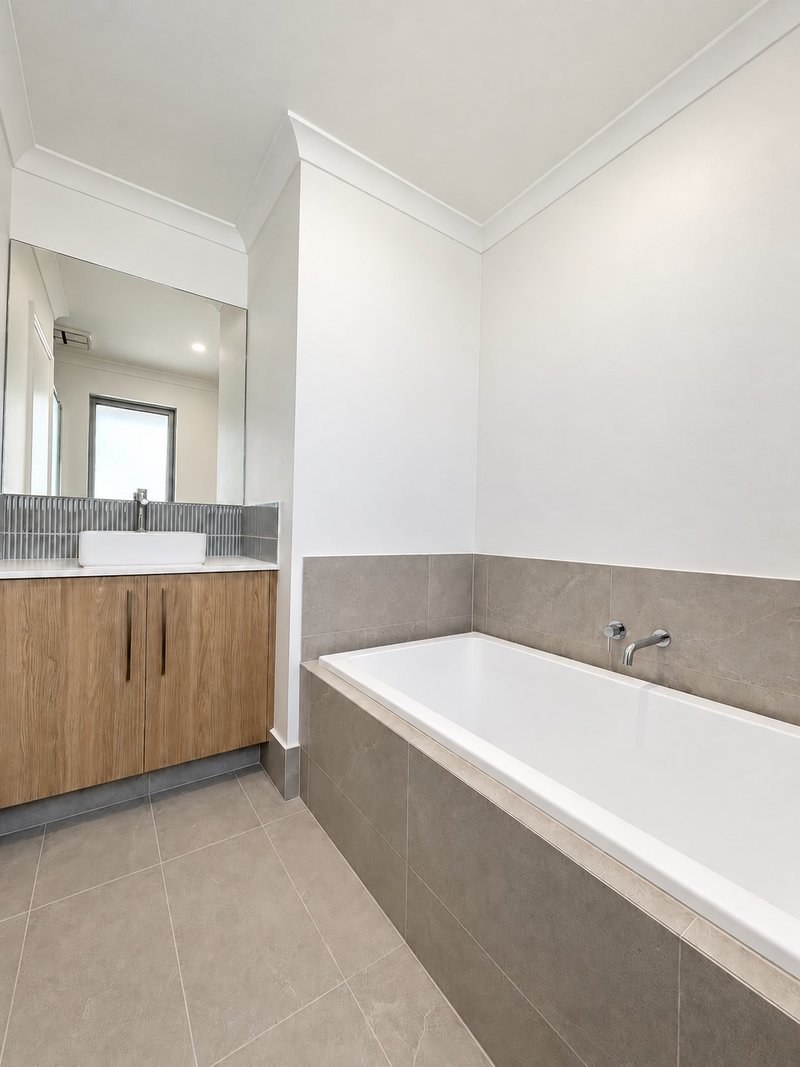 Photo - 49 Alabaster Approach, Jindalee WA 6036 - Image 22