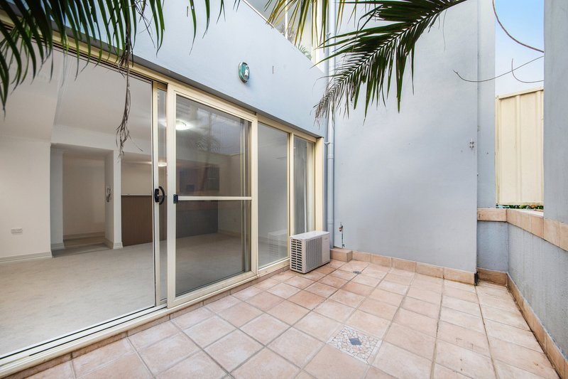 Photo - 4/9 Alexander Street, Crows Nest NSW 2065 - Image 4