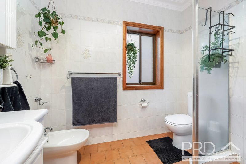 Photo - 49 Allambee Crescent, Beverly Hills NSW 2209 - Image 8