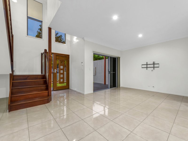 Photo - 49 Almond Street, Northgate QLD 4013 - Image 9