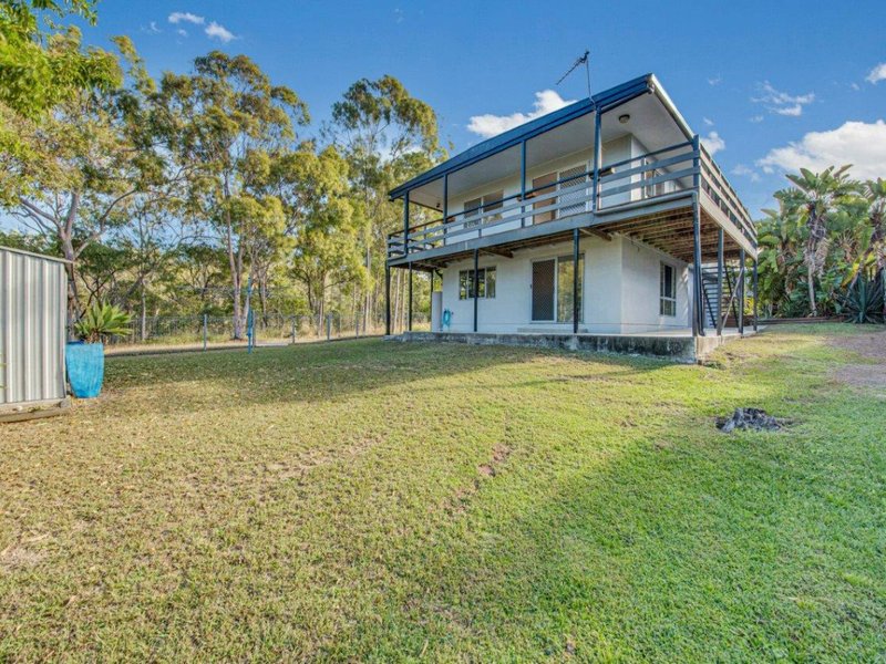 Photo - 49 Amaroo Street, Boyne Island QLD 4680 - Image 14