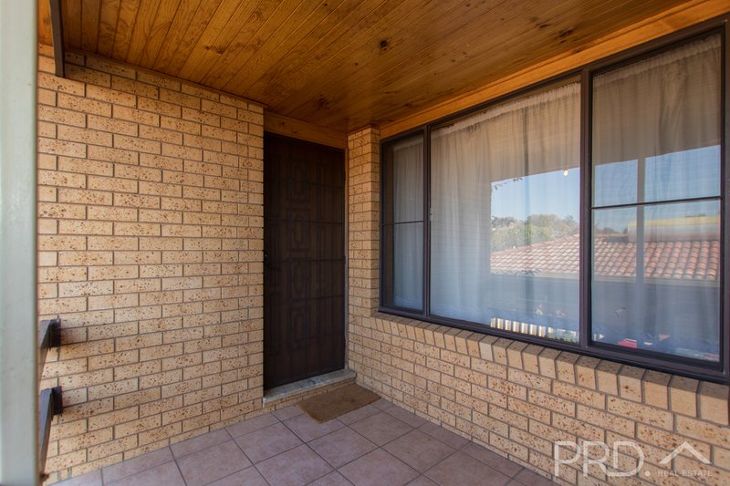 Photo - 4/9 Anderson Place, Tumut NSW 2720 - Image 1