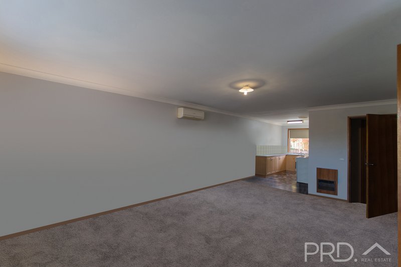 Photo - 4/9 Anderson Place, Tumut NSW 2720 - Image 4