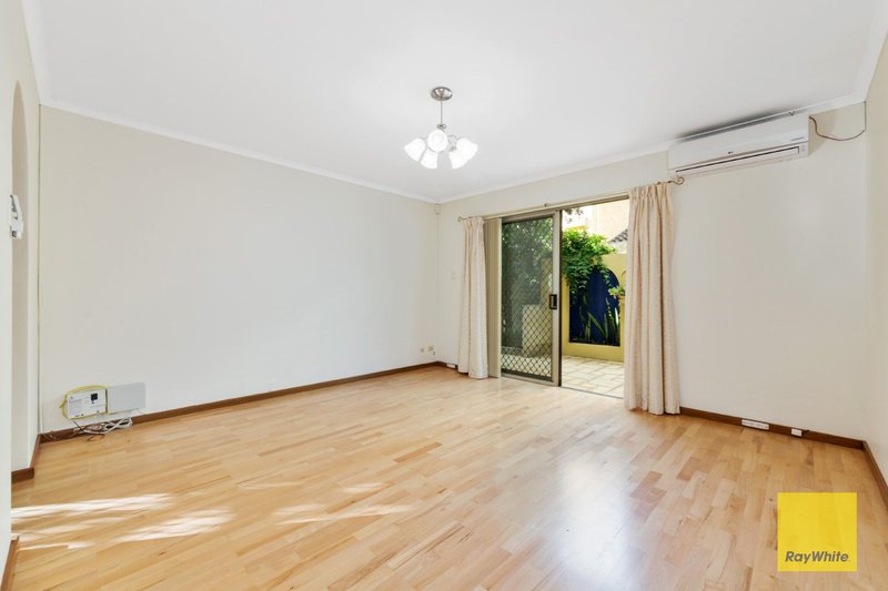 Photo - 4/9 Angelo Street, South Perth WA 6151 - Image 8