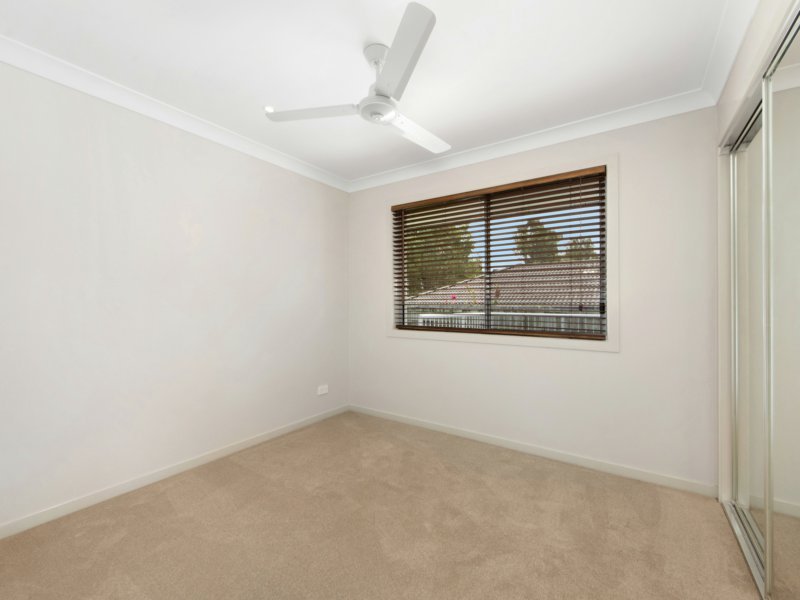 Photo - 49 Antonson Crescent, Mudgeeraba QLD 4213 - Image 14