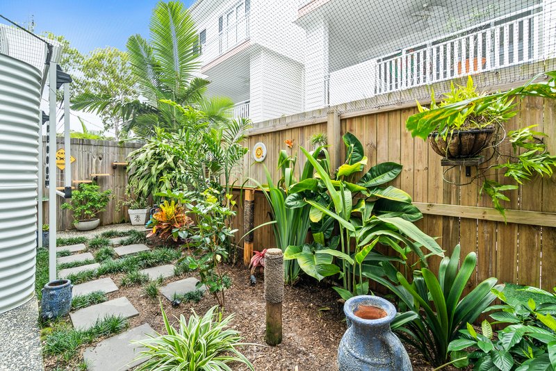 Photo - 4/9 Appel Street, Coolangatta QLD 4225 - Image 15