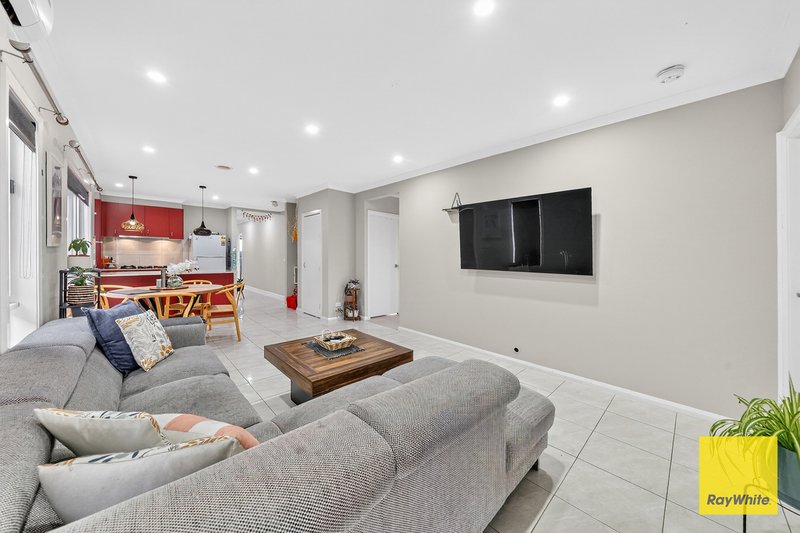 Photo - 49 Arkins Circuit, Tarneit VIC 3029 - Image 8