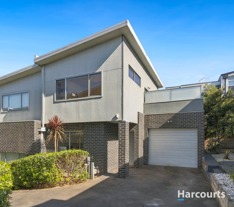 Photo - 4/9 Austin Crescent, Pascoe Vale VIC 3044 - Image 1