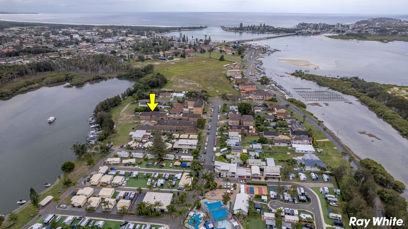 Photo - 4/9 Baird Street, Tuncurry NSW 2428 - Image 11