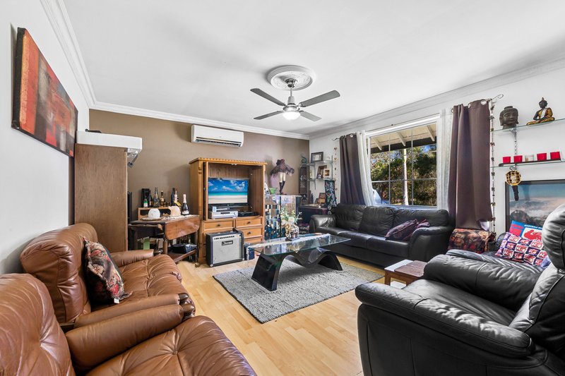 Photo - 49 Barega Close, Buff Point NSW 2262 - Image 3