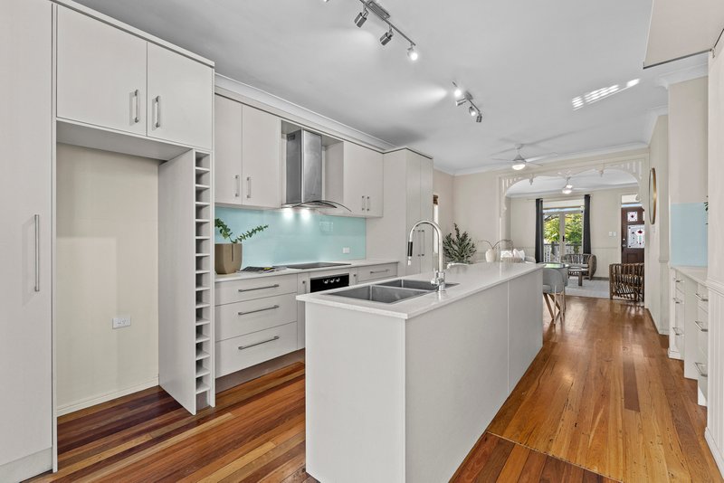 Photo - 49 Baringa Street, Morningside QLD 4170 - Image 3