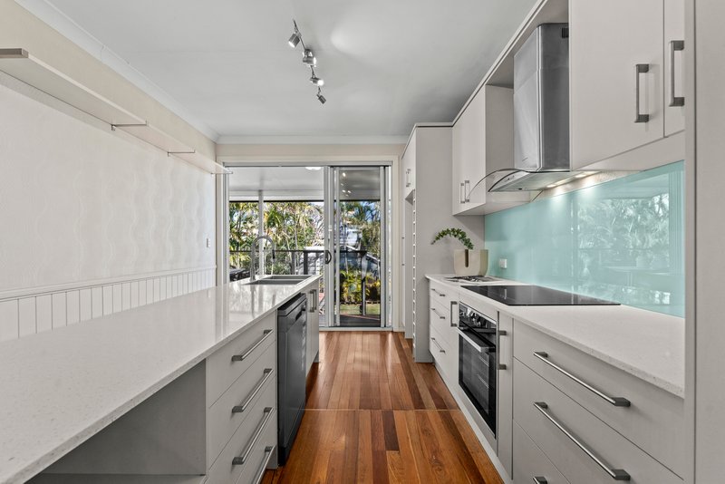 Photo - 49 Baringa Street, Morningside QLD 4170 - Image 7