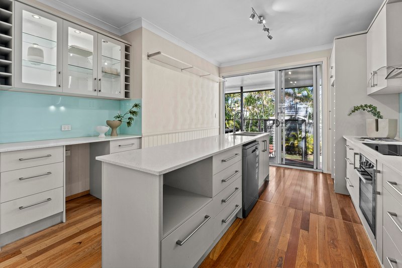 Photo - 49 Baringa Street, Morningside QLD 4170 - Image 8