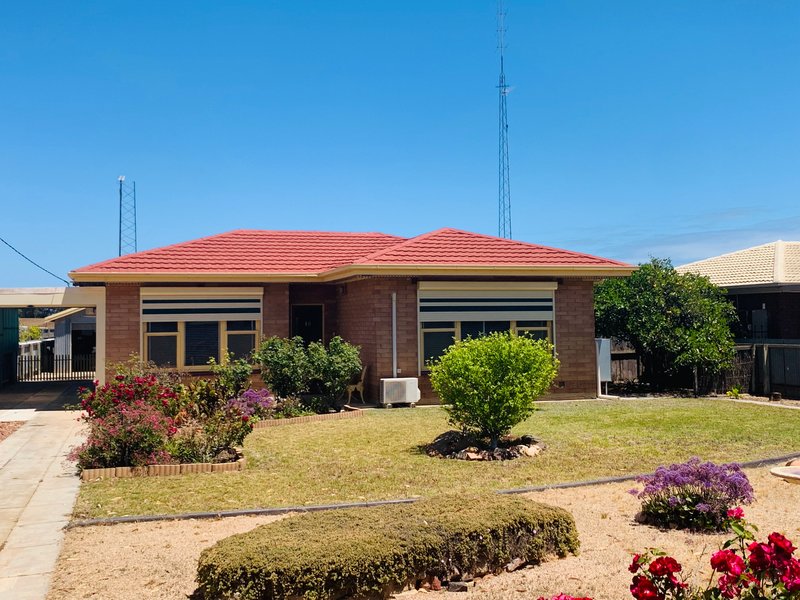 49 Bay Road, Moonta Bay SA 5558