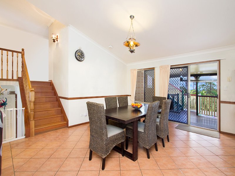 Photo - 49 Bayview Drive, Tanah Merah QLD 4128 - Image 4