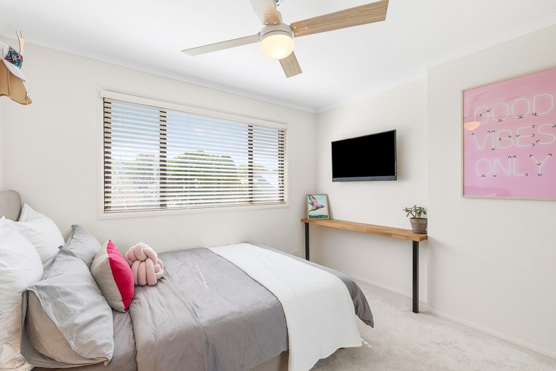 Photo - 4/9 Beacon Court, Sunrise Beach QLD 4567 - Image 13