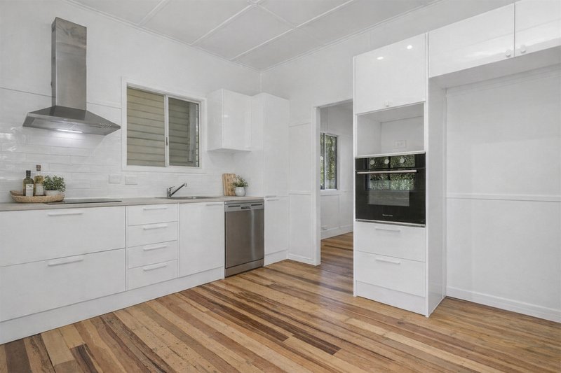 Photo - 49 Bedford Street, Gordon Park QLD 4031 - Image 3