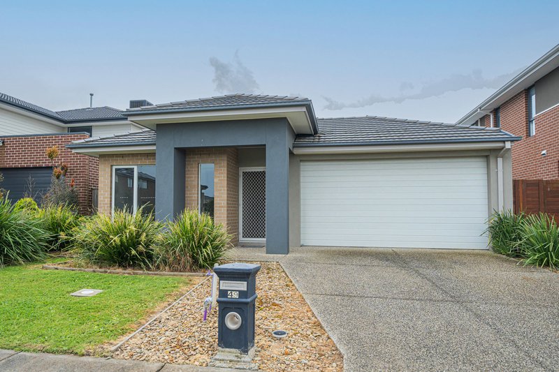 49 Belcam Circuit, Clyde North VIC 3978