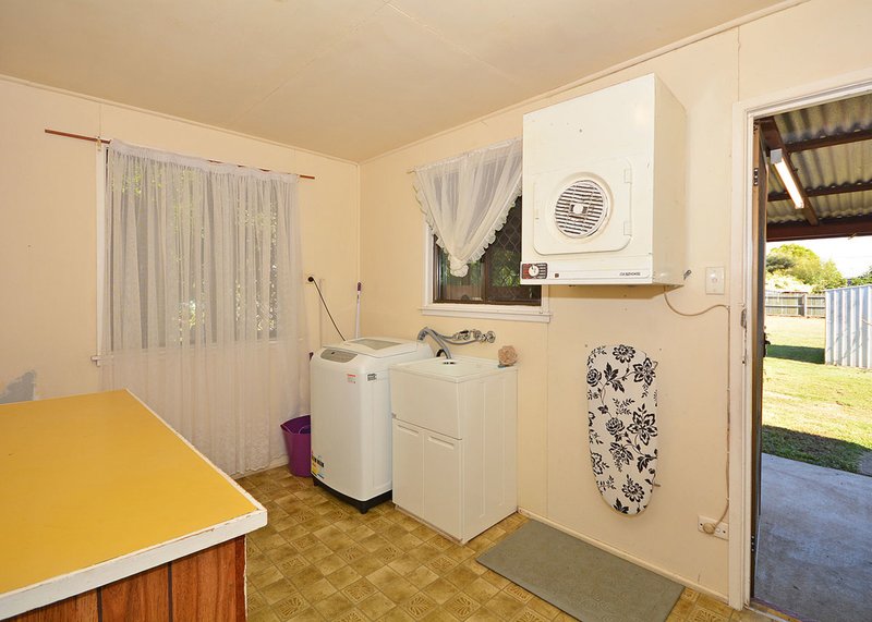 Photo - 49 Bideford Street, Torquay QLD 4655 - Image 13