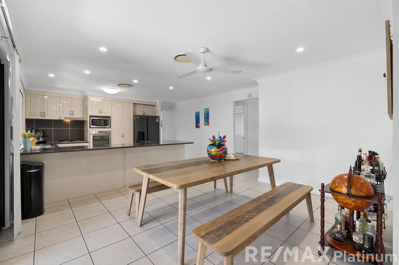 Photo - 49 Bilby Drive, Morayfield QLD 4506 - Image 9