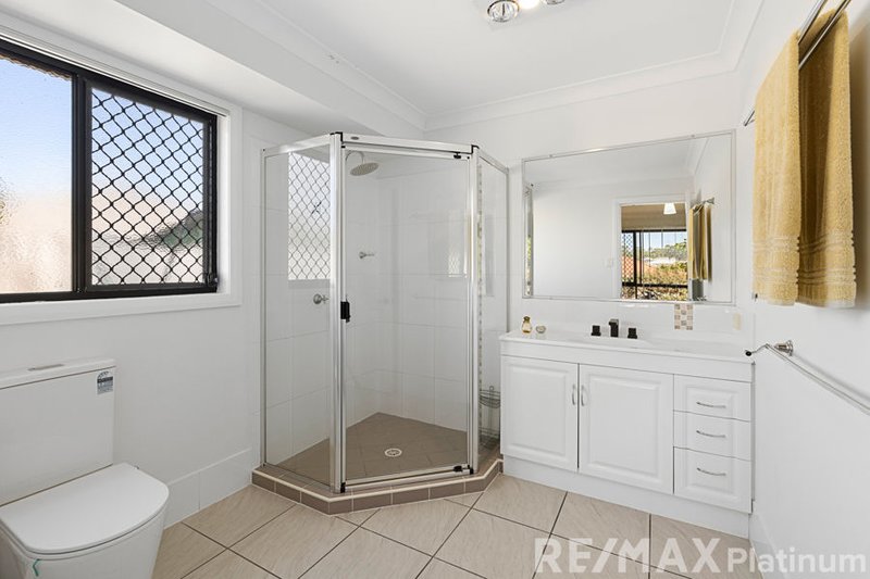 Photo - 49 Bilby Drive, Morayfield QLD 4506 - Image 15