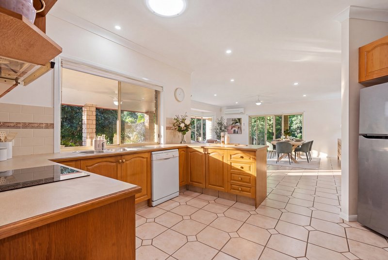 Photo - 49 Birdlife Court, Nerang QLD 4211 - Image 5