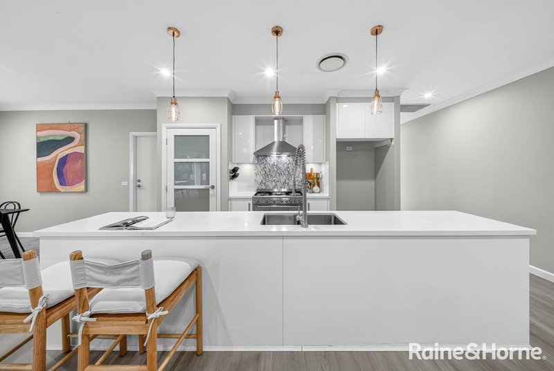 Photo - 49 Blackwood Circuit, Cameron Park NSW 2285 - Image 4
