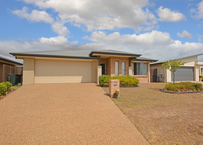 Photo - 49 Blaxland Road, Urraween QLD 4655 - Image 2