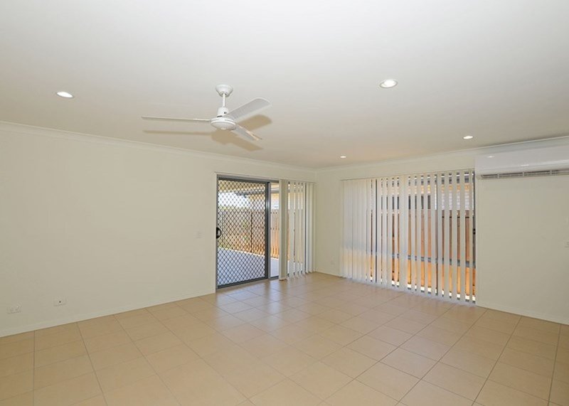 Photo - 49 Blaxland Road, Urraween QLD 4655 - Image 5