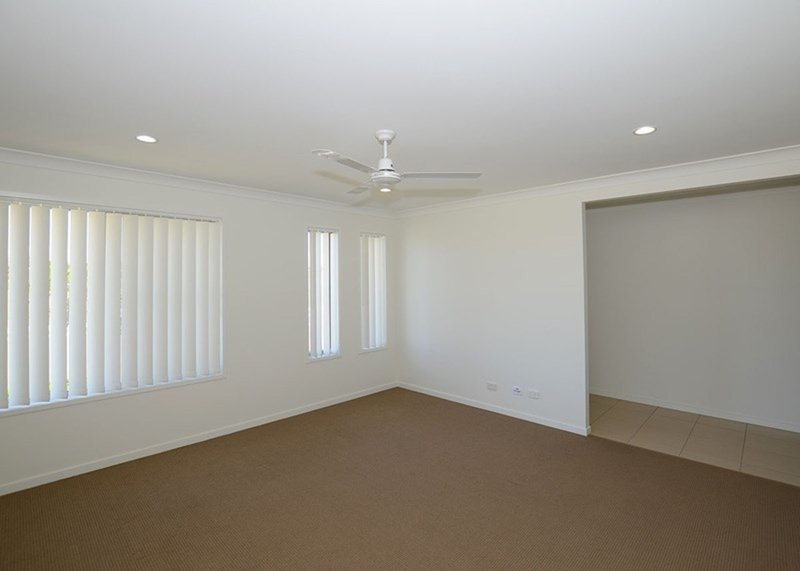 Photo - 49 Blaxland Road, Urraween QLD 4655 - Image 6