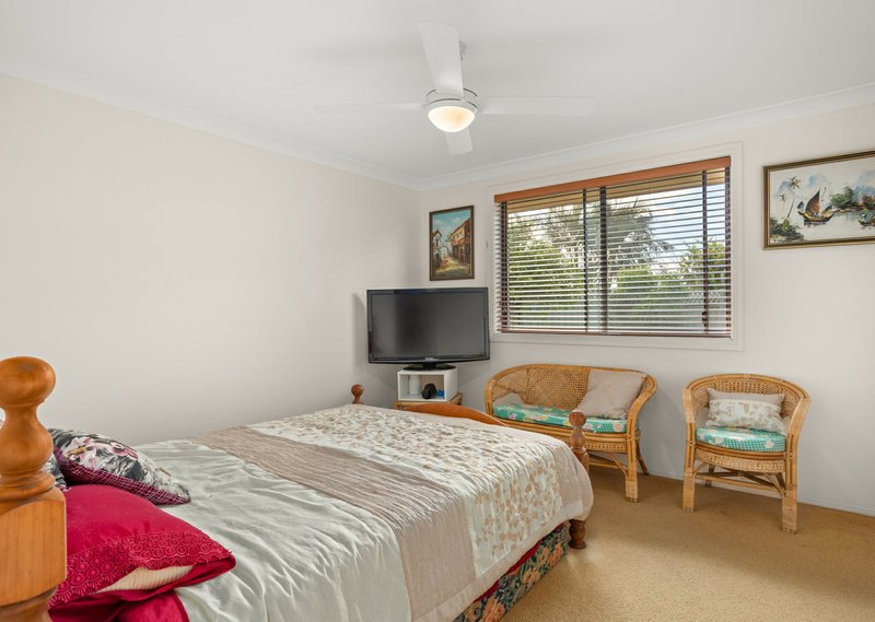 Photo - 49 Bluehaven Drive, Old Bar NSW 2430 - Image 7